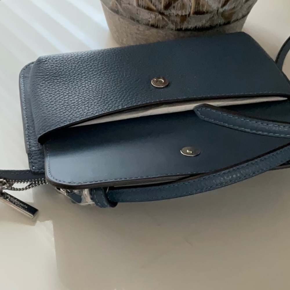 Kate Spade light blue leather crossbody bag - Picture 6 of 14